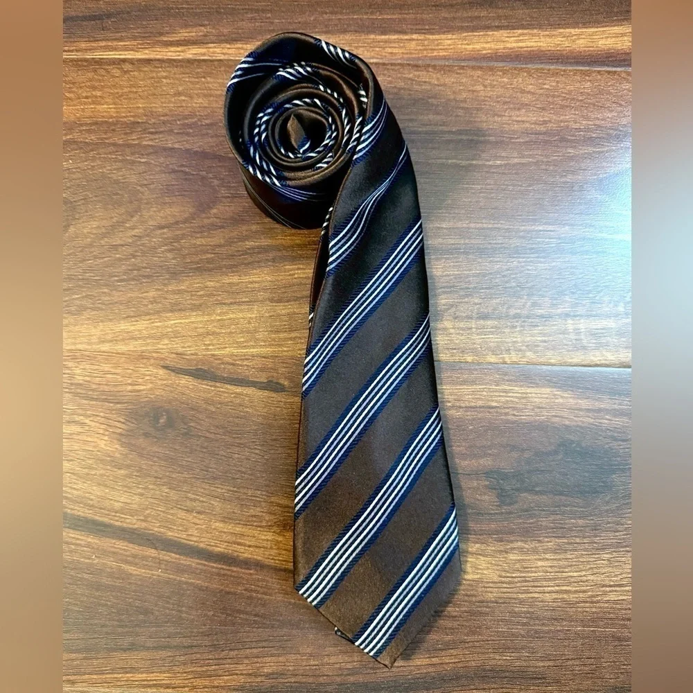 BANANA REPUBLIC 100% Silk Brown Striped Repp Necktie